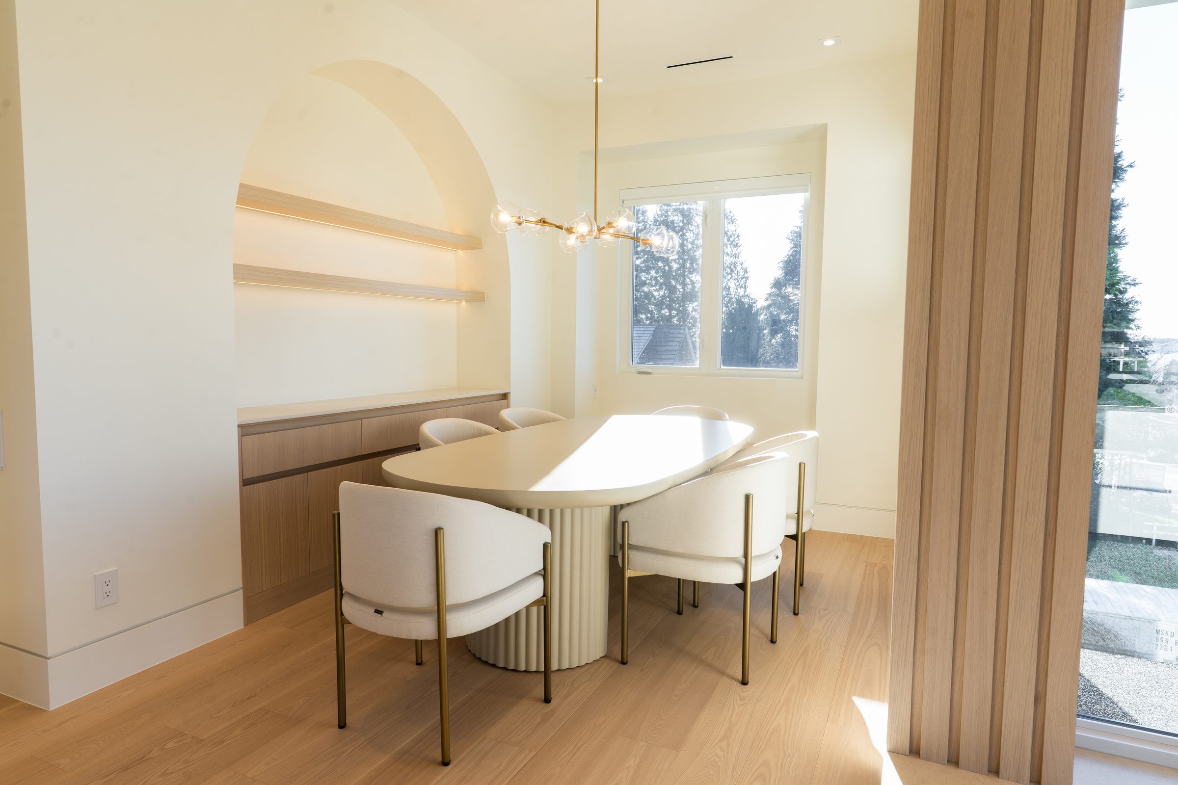 Custom Estate Home photo 4