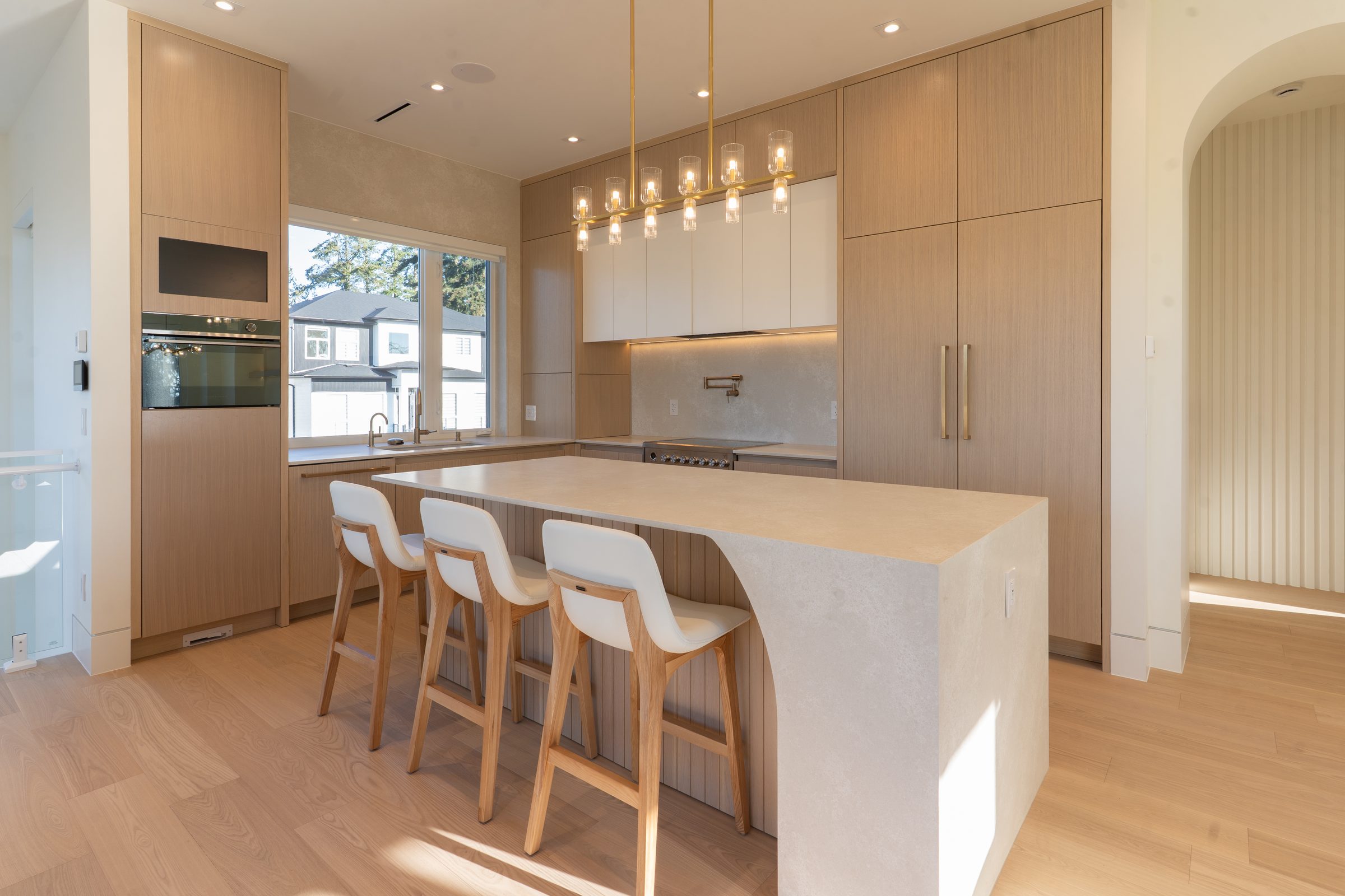 Custom Estate Home photo 10