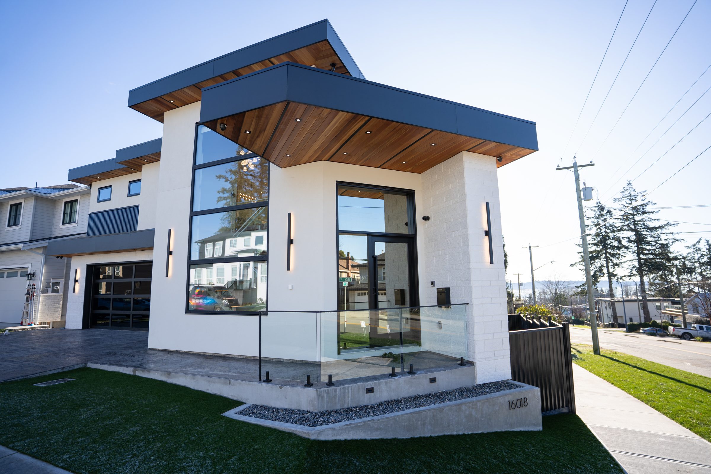 Custom Estate Home photo 90